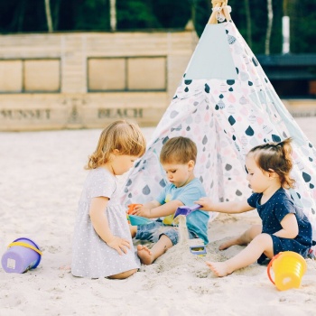 Outdoor toys